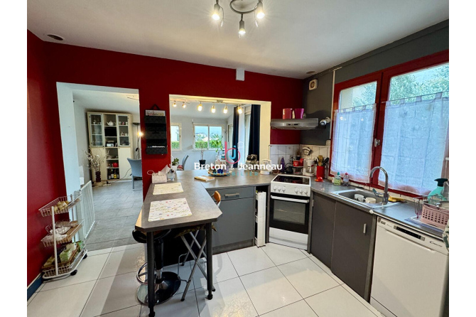 Maison Laval-HAUTE FOLLIS110 m2