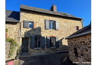 Maison à Montsûrs