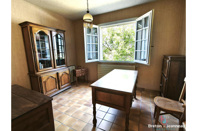 Maisonà Javron les Chapelles