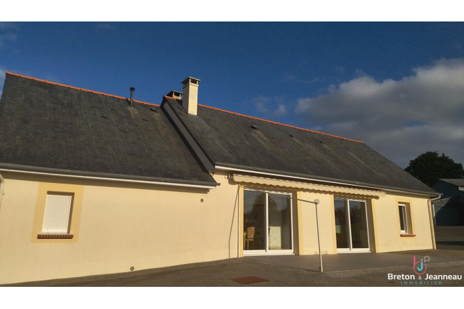 PAVILLON F3 à EVRON