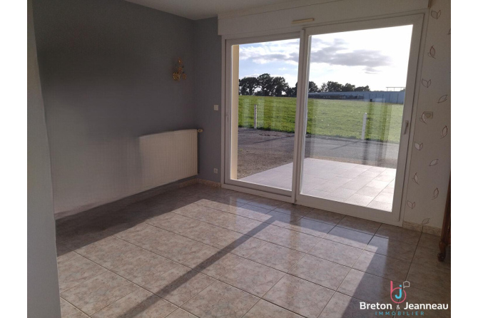 PAVILLON F3 à EVRON