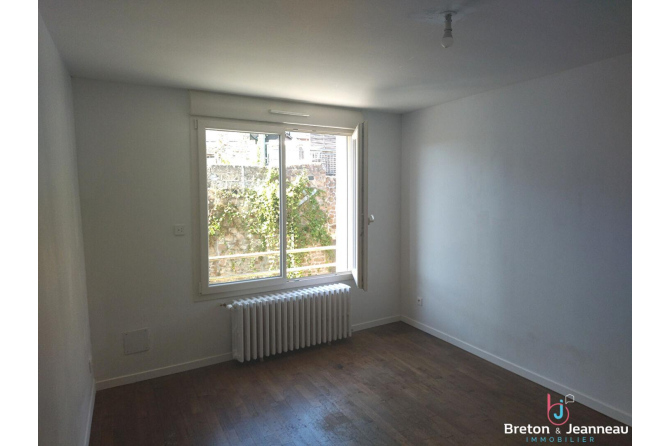 6-ROOM HOUSE IN ERNEE