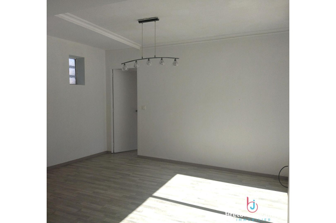 6-ROOM HOUSE IN ERNEE