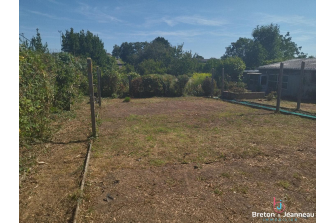 6-ROOM HOUSE IN ERNEE