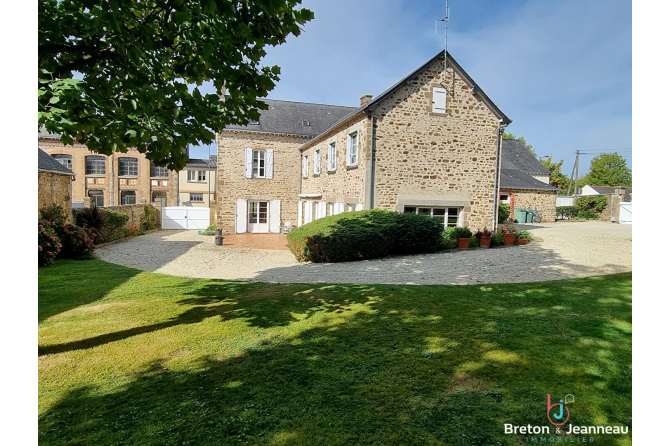 Belle demeure à Ernée