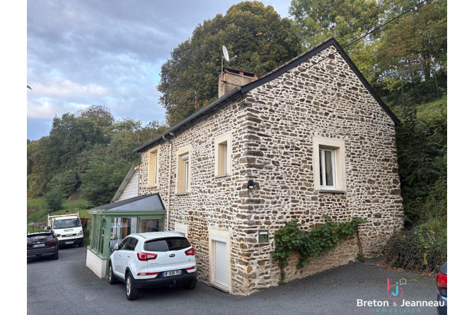 Maison Ernee 5 pièce(s) 90.41 m2