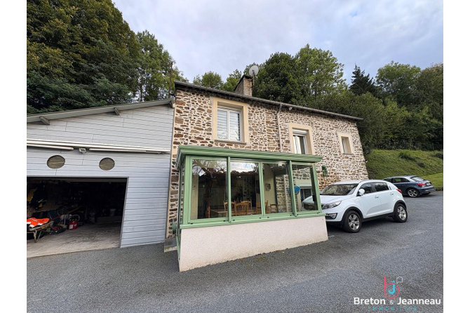 Maison Ernee 5 pièce(s) 90.41 m2