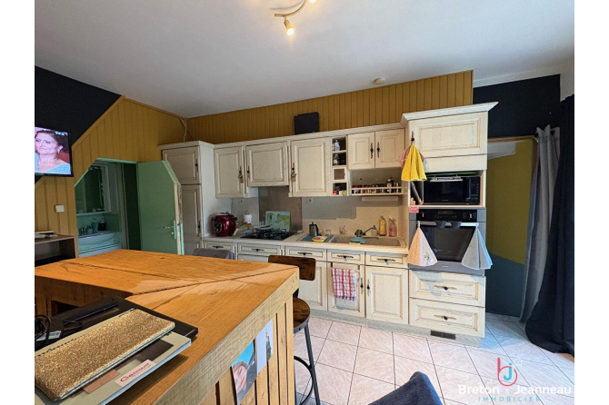 Maison Ernee 5 pièce(s) 90.41 m2