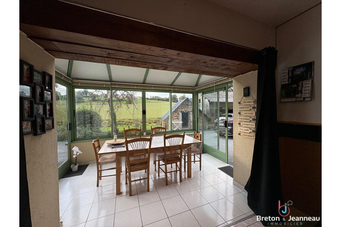 Maison Ernee 5 pièce(s) 90.41 m2