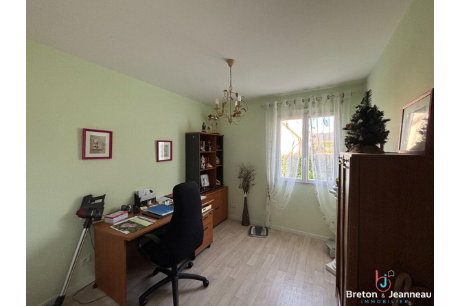 Maison Chateau Gontier Sur Mayenne 5 pièce(s) 103 m2