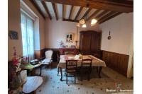 Maison à Montsûrs
