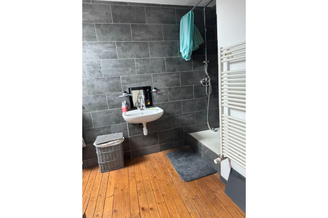 Maison de ville à AMBRIERES-LES-VALLEES