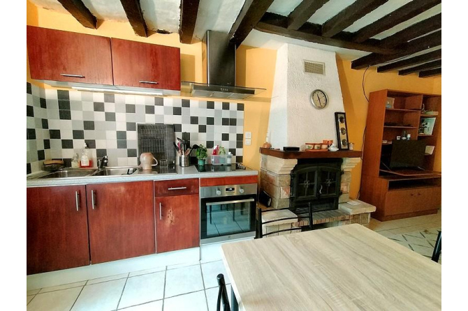 Maison à Siante Suzanne et CHammes