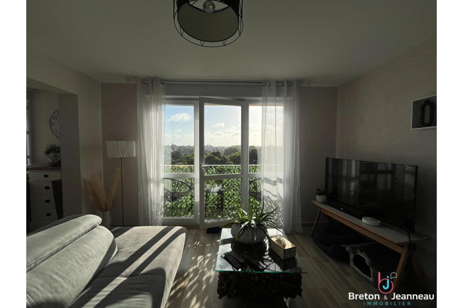 Appartement T5 Meublé - Laval - Rive droite