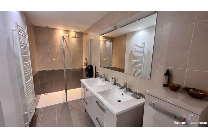 Très belle maison familiale à 10 min de Laval