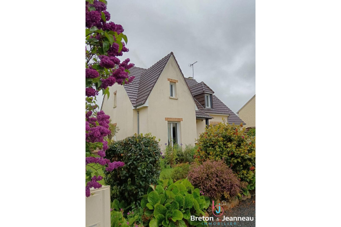 Très belle maison familiale à 10 min de Laval