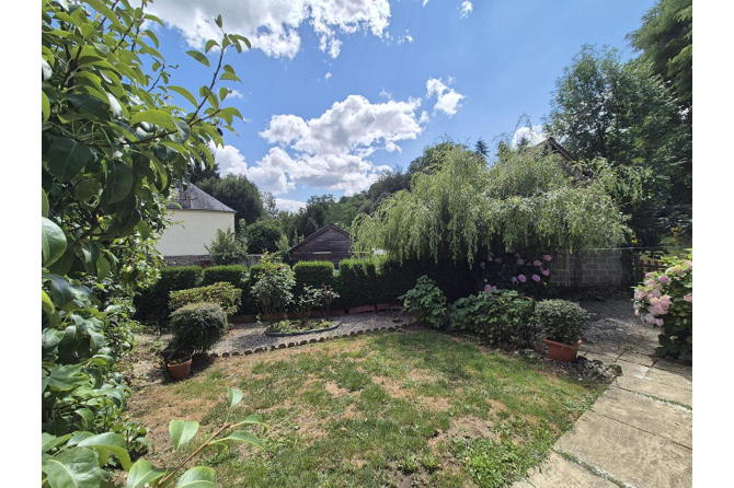 Maison entre Domfront et Lassay-les-Châteaux