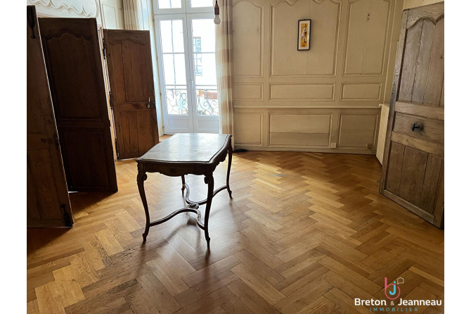 Maison centre de Laval