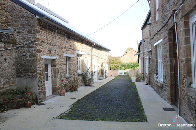 Ensemble immobilier à Ernée centre ville