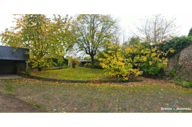 Maison de Maître au coeur de Villaines-la-Juhel