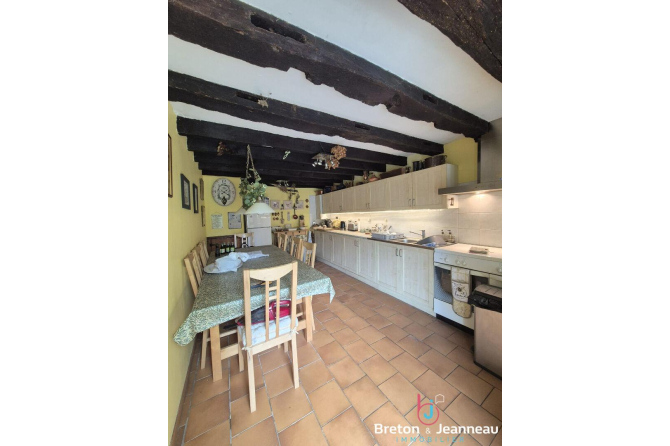 Maison de Campagne entre Bais et Mayenne