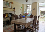 Ensemble Immobilier à Bais