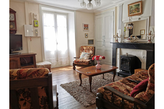 Ensemble Immobilier à Bais