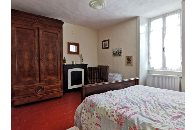 Ensemble Immobilier à Bais