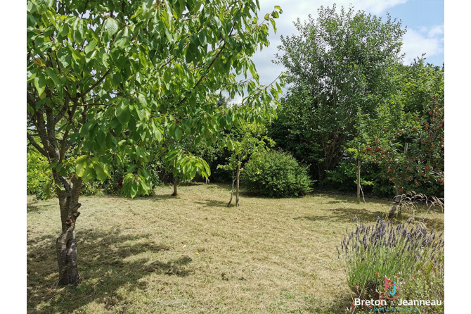 Ensemble Immobilier à Bais