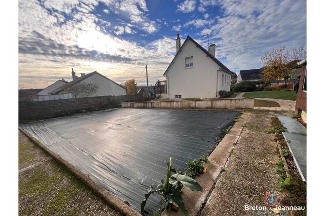 LE GENEST SAINT ISLE EN IMPASSE