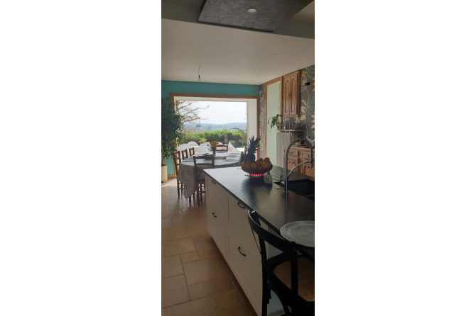 Maison avec dépendances à Javron Les Chapelles