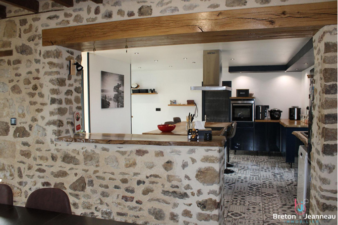 Maison rénovée à Vautorte