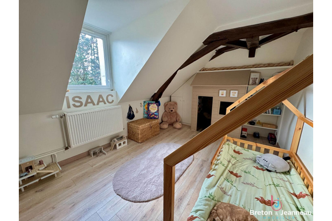 Longère en pierres rénovée à Argentré