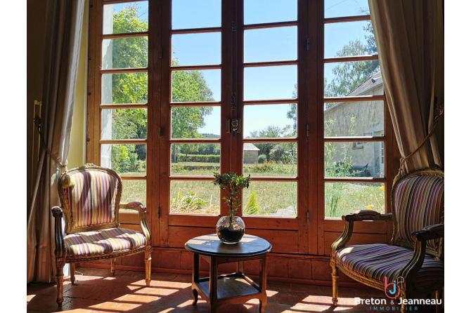 Propriété équestre sur 4 ha à Vimartin-sur-Orthe