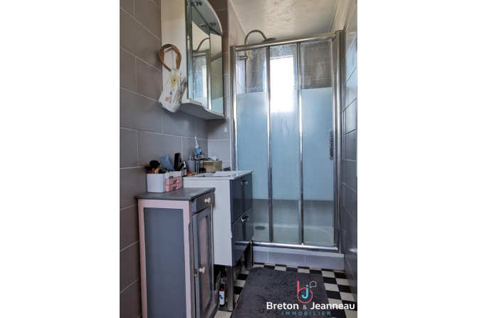 Propriété équestre sur 4 ha à Vimartin-sur-Orthe