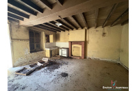 Corps de fere à Saint Denis de Gastines