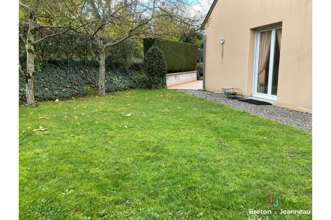 Maison de plain-pied total à Laval