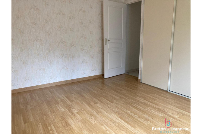 Maison de plain-pied total à Laval