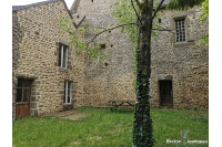 Ancien prieuré avec maison annexe secteur Bais