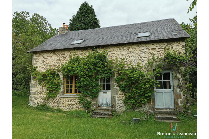 Ancien prieuré avec maison annexe secteur Bais