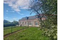 Maison en pierres à Loiron-Ruillé