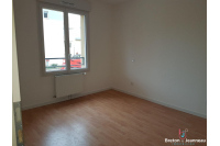 Appartement T2 dans résidence récente à Laval