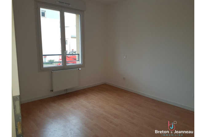 Appartement T2 dans résidence récente à Laval