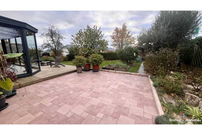 Très belle maison familiale à 10 min de Laval