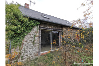 Maison à rénover à Izé