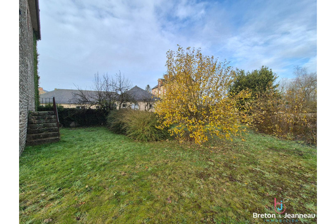 Jolie maison entre Ambrières-les-Vallées et Lassay-les-Châteaux