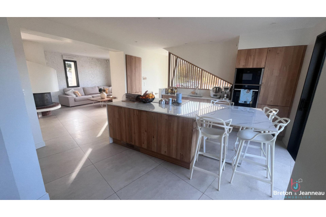 Maison centre-ville de Changé