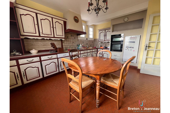 Maison en impasse Le Genest St Isle