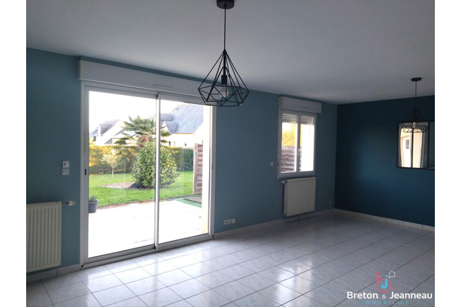 PAVILLON F4 à MAYENNE