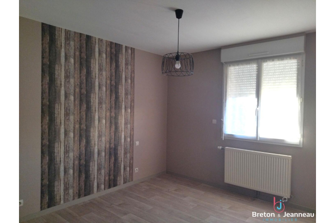 PAVILLON F4 à MAYENNE